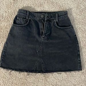 BDG black skirt